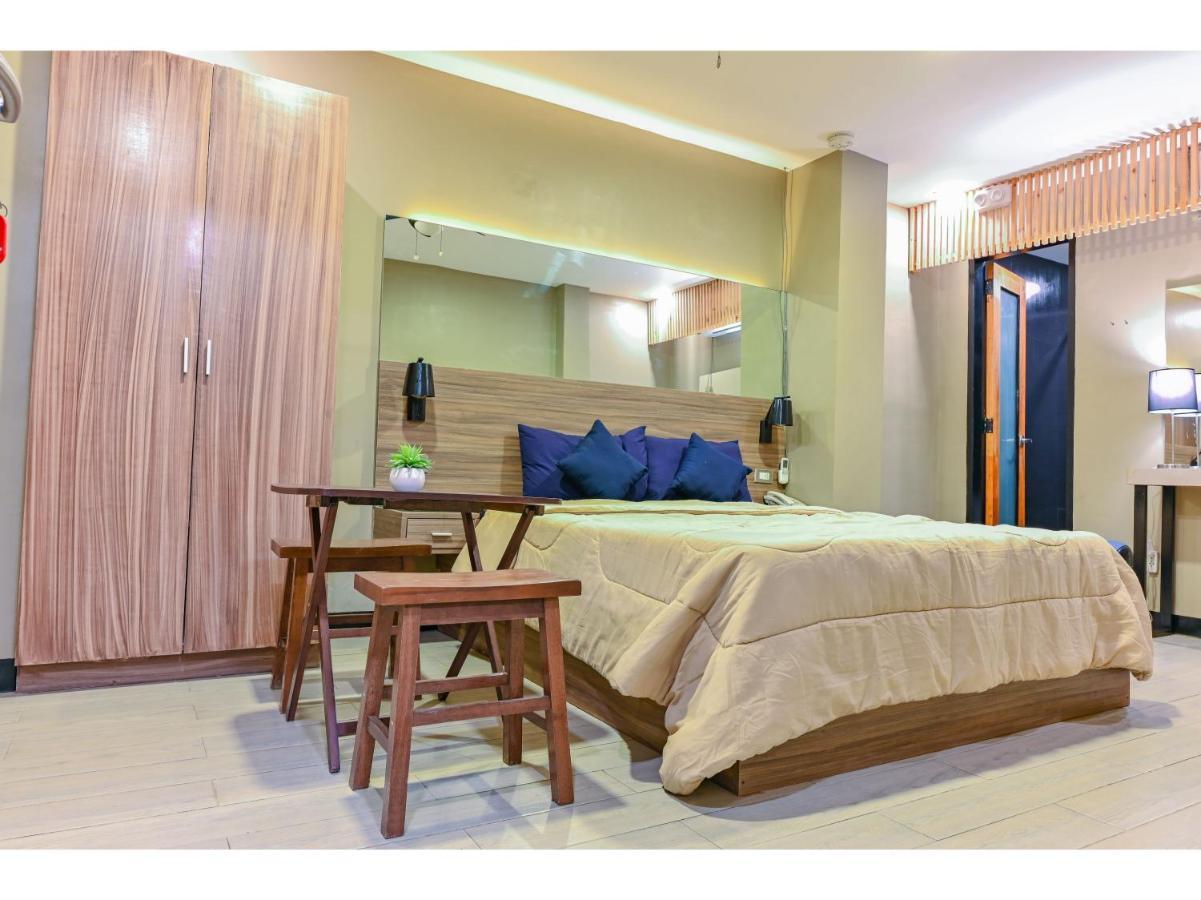 Capital O 890 Nami Hotel Tagaytay Tagaytay City Exteriér fotografie